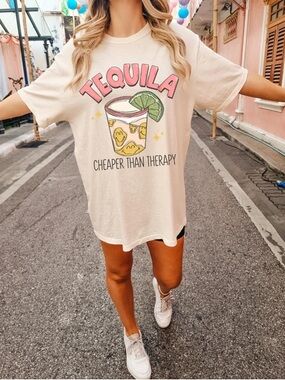 NWOT — Graphic Tequila Tee Dress 🍋‍🟩🥃